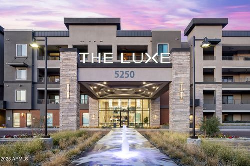 303-5250 E Deer Valley Dr, Phoenix, AZ, 85054-5715 | Card Image