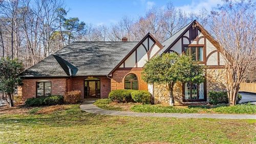 3808 Waldenbrook Rd, Greensboro, NC, 27407-7701 | Card Image