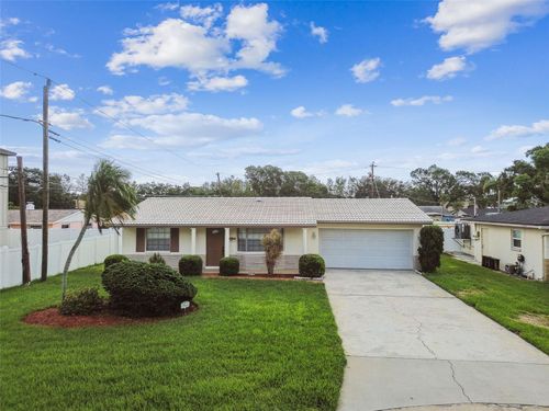 7961 2nd Way N, St Petersburg, FL, 33702-4405 | Card Image