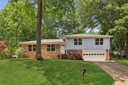 3982 Green Forest Pkwy Se, Smyrna, GA, 30082-3445 | Card Image