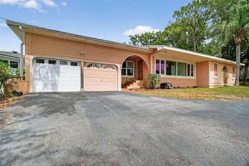 2337 Topping Pl, Eustis, FL, 32726-7667 | Card Image