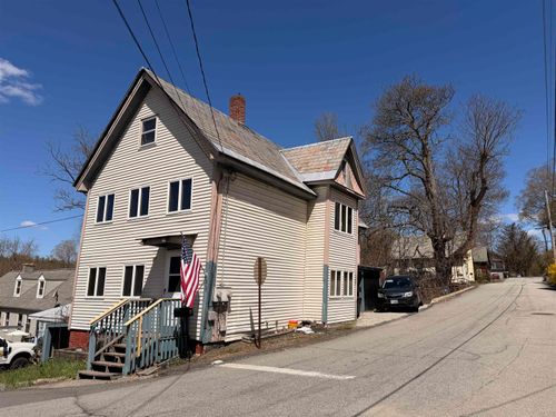 12 Mechanic St, Winchester, NH, 03470-2416 | Card Image