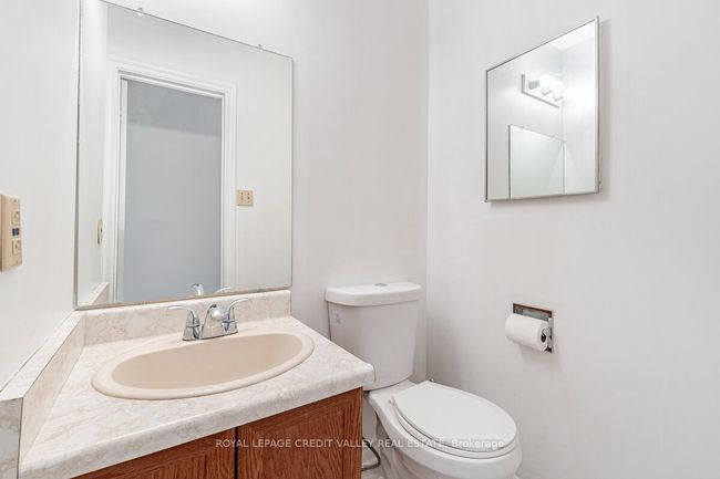 10 Polygon Crt, House other with 4 bedrooms, 3 bathrooms and 4 parking in Brampton ON | Image 16
