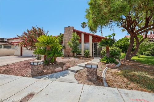 5829 Thor Dr, Las Vegas, NV, 89103-2342 | Card Image