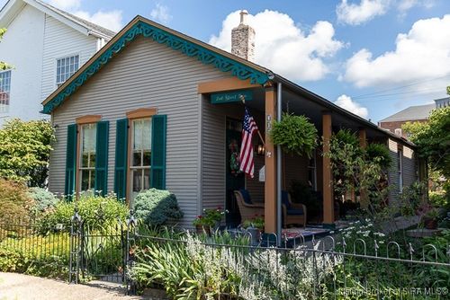 308 W 2nd St, Madison, IN, 47250-3742 | Card Image