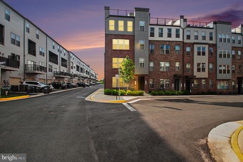 2430 Silver Line Aly, HERNDON, VA, 20171-6499 | Card Image