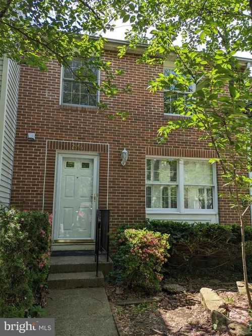 2996 Paddock Wood Ct, OAKTON, VA, 22124-2541 | Card Image