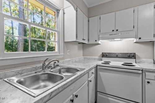 7505 Crown Ave, Fayetteville, NC, 28303-1916 | Card Image