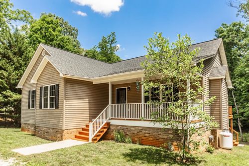 316 Tower Hill Rd, Appomattox, VA, 24522-4918 | Card Image