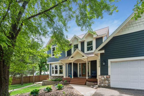 13426 Excelsior Blvd, Minnetonka, MN, 55345-4910 | Card Image