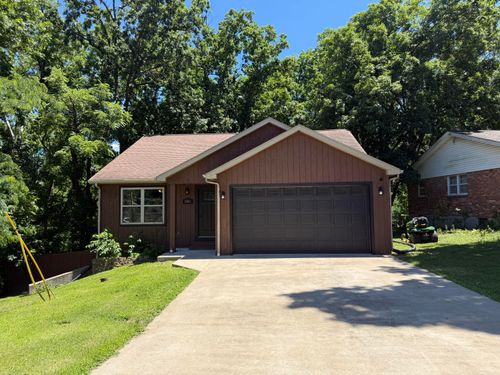 1400 Marbrooke Dr, Fulton, MO, 65251-1361 | Card Image