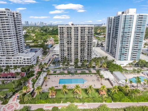 318-2625 Collins Ave, Miami Beach, FL, 33140-4747 | Card Image