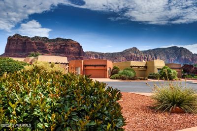 25 Rojo Vista Court, House other with 3 bedrooms, 2 bathrooms and null parking in Sedona AZ | Image 2