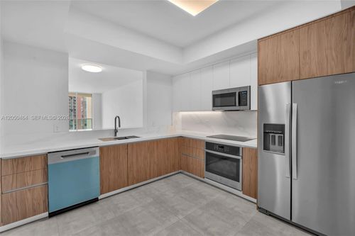 1206-3340 Ne 190th St, Aventura, FL, 33180-2662 | Card Image