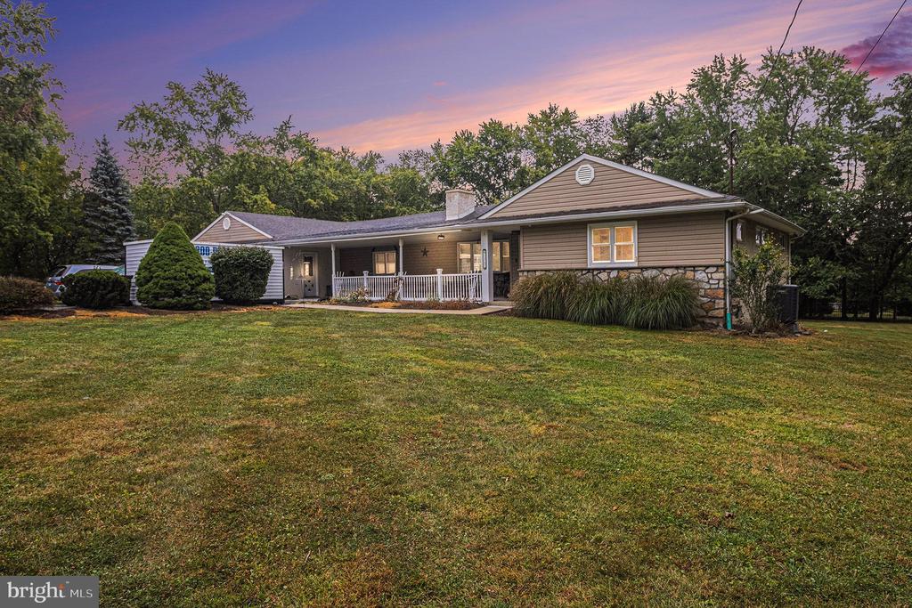 Trooper Rd, Norristown, PA 19403