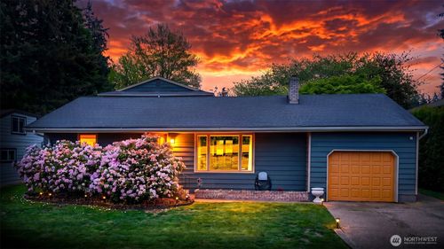 4919 Dogwood Dr, Everett, WA, 98203-3102 | Card Image