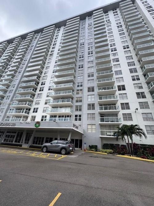 apt-808-230 174th St, Sunny Isles Beach, FL, 33160-5781 | Card Image