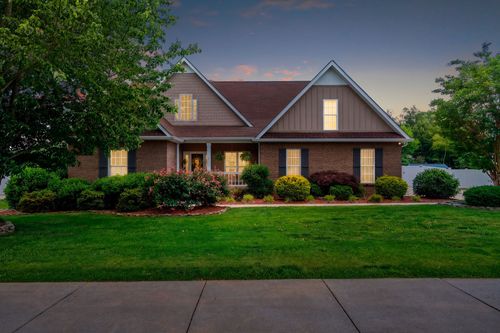 87 Garrison Dr, Mc Minnville, TN, 37110-6068 | Card Image