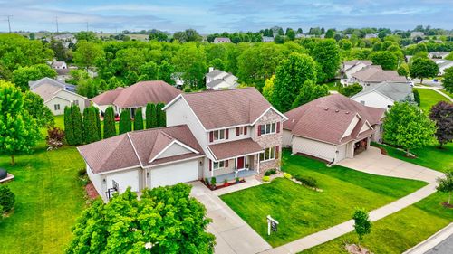1505 Green Valley Rd, Mount Horeb, WI, 53572-3601 | Card Image