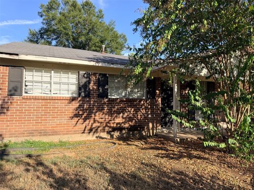 2055 Linear St, Shreveport, LA, 71107-4926 | Card Image