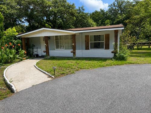 3810 Autumn Palm Dr, ZEPHYRHILLS, FL, 33541-4106 | Card Image