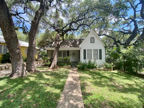 502 Academy Dr, Austin, TX, 78704-1815 | Card Image
