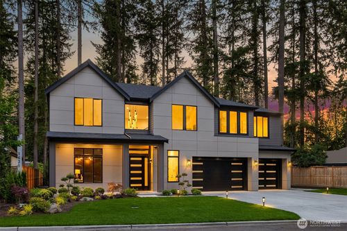1631 153rd Ave Se, Bellevue, WA, 98007-6139 | Card Image