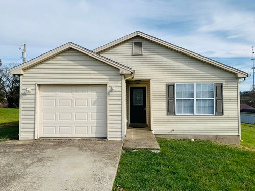 112 Hunter Ridge Dr, Lawrenceburg, KY, 40342-9116 | Card Image