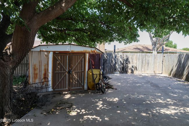 2512 Holliday St, House other with 3 bedrooms, 2 bathrooms and null parking in Plainview TX | Image 44