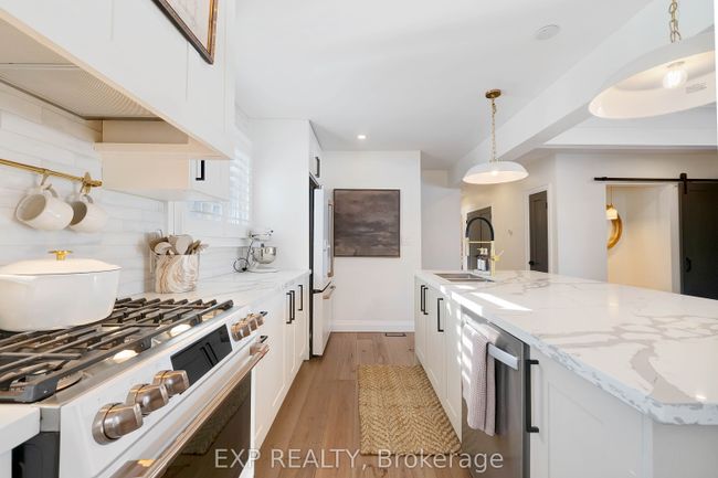 4652 Queensway Gdns, House other with 3 bedrooms, 2 bathrooms and 2 parking in Niagara Falls ON | Image 10