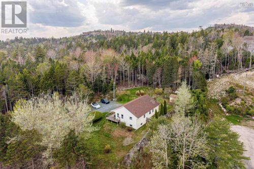 6867 St Margarets Bay Rd, Boutiliers Point, NS, B3Z1W5 | Card Image