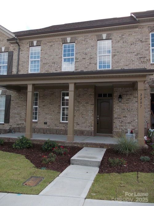 2207 Eversham Dr Nw, Concord, NC, 28027-5416 | Card Image