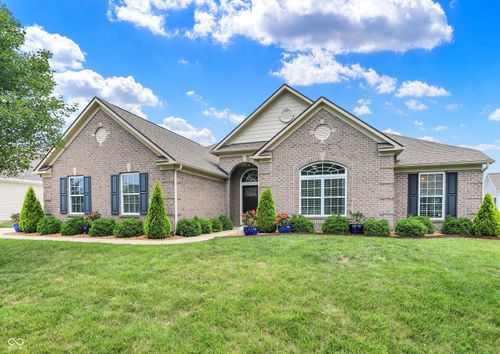 2593 Hadley Grove North Dr, Carmel, IN, 46074-5875 | Card Image