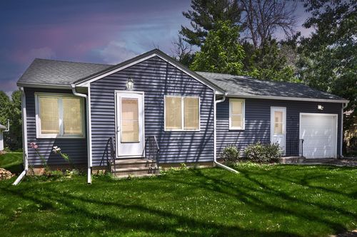 104 Nw Grove St, Brownsdale, MN, 55918-8812 | Card Image