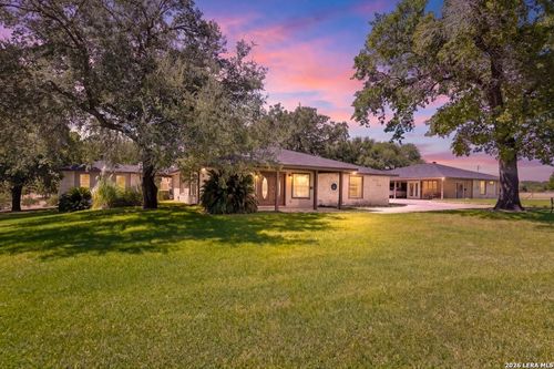 103 Misty Bnd, Floresville, TX, 78114-9383 | Card Image