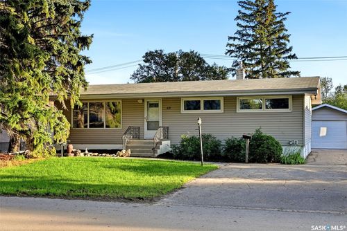 69 Darke Crescent, Regina, SK, S4S3Y1 | Card Image