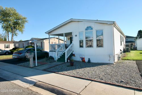 75 Robin Pl, Freehold, NJ, 07728-3414 | Card Image