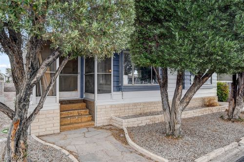 5054 Ridge Dr, Las Vegas, NV, 89103-5026 | Card Image