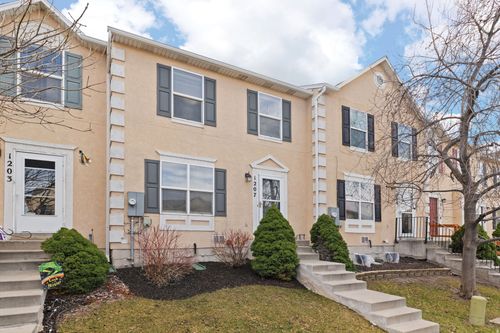 1207 Torwood Ct, Murray, UT, 84123-7645 | Card Image