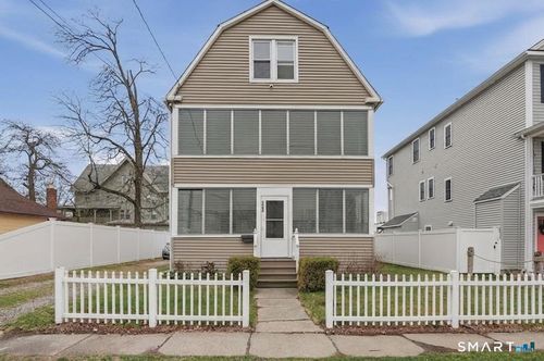 1009 E Broadway, Milford, CT, 06460-6308 | Card Image