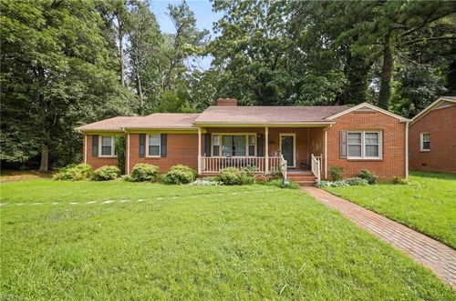 916 Maryland Ave, Suffolk, VA, 23434-6214 | Card Image