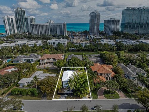 253 Bal Cross Dr, Bal Harbour, FL, 33154-1318 | Card Image