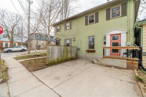 4 Dufferin St, Guelph, ON, N1H4A1 | Card Image