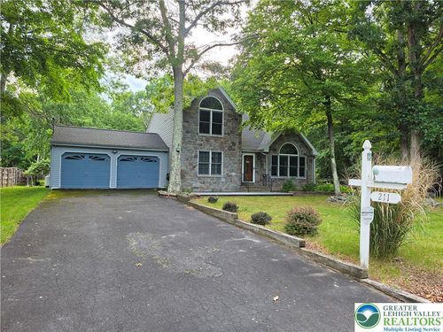 211 Murphy Circle, Lehman Twp, PA, 18324 | Card Image