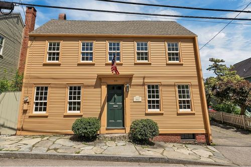 333 Marcy St, Portsmouth, NH, 03801-4621 | Card Image