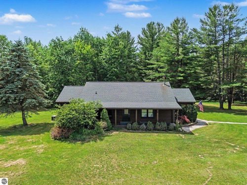 5280 S East County Line Road, Shepherd, MI, 48883 | Card Image