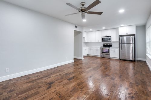 202-5444 Gaston Ave, Dallas, TX, 75214-6512 | Card Image