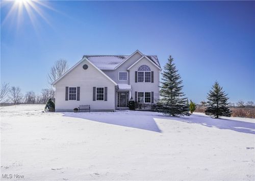 12828 Smith Road, Wellington, OH, 44090 | Card Image