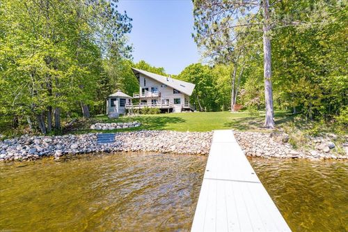 29008 W Shore Ln, Pengilly, MN, 55775-2222 | Card Image