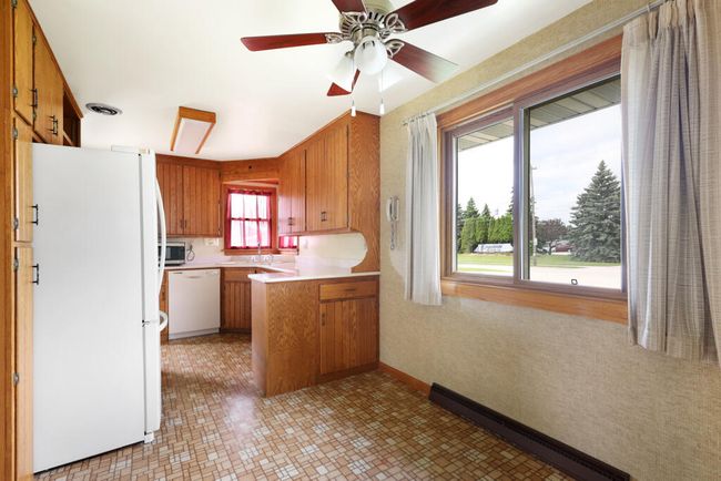 1313 S 26 Th St, House other with 3 bedrooms, 1 bathrooms and null parking in Manitowoc WI | Image 6